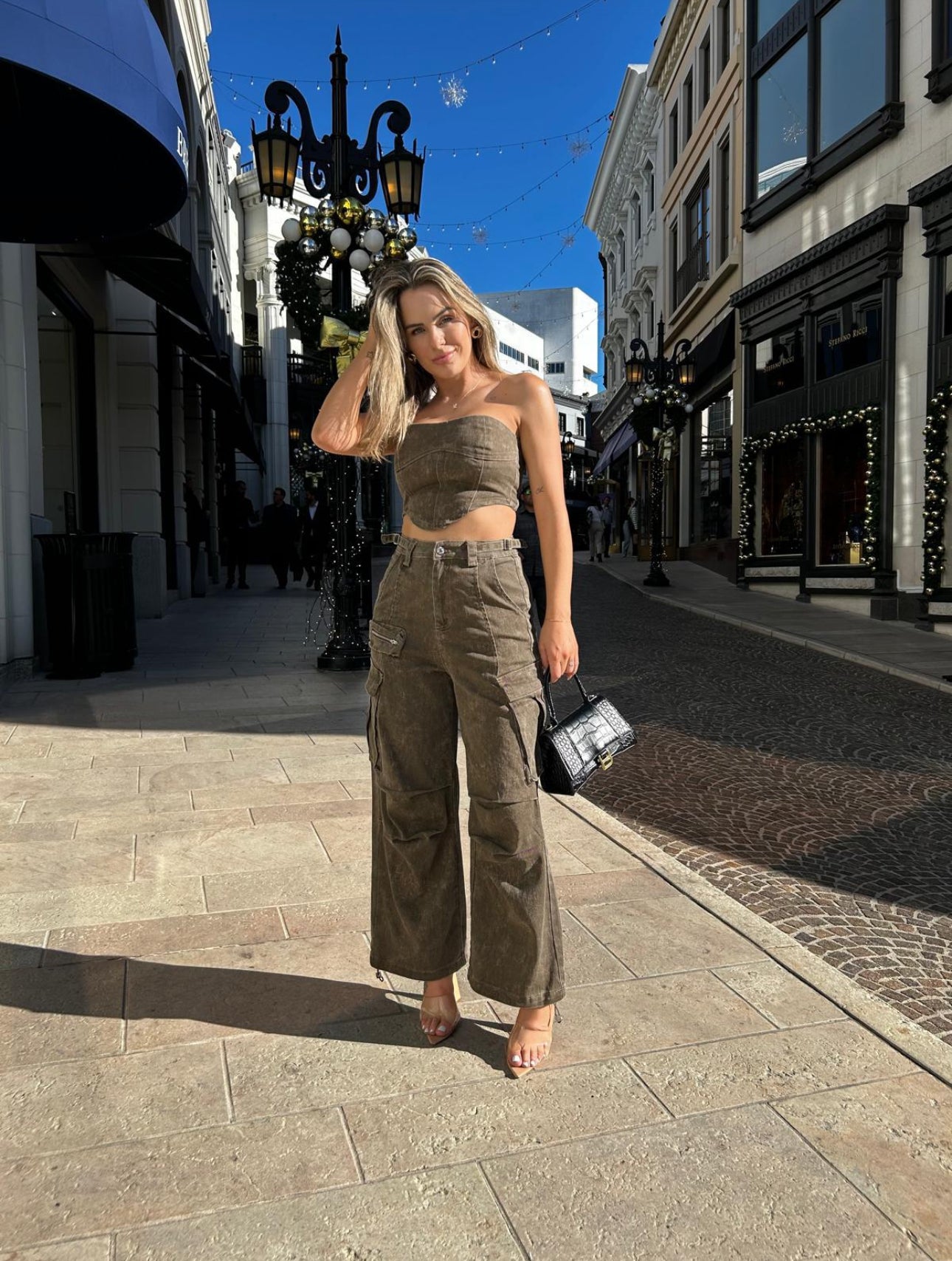 BAGGY CARGO PANTS